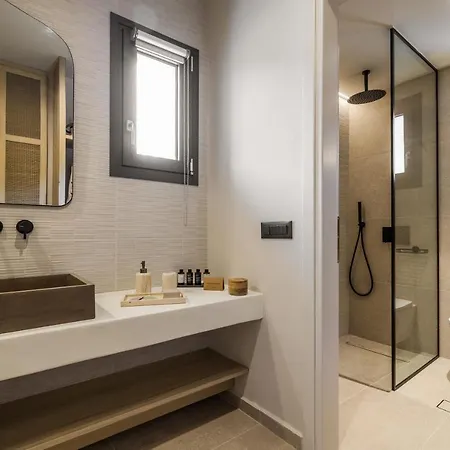 Topos Apartment *