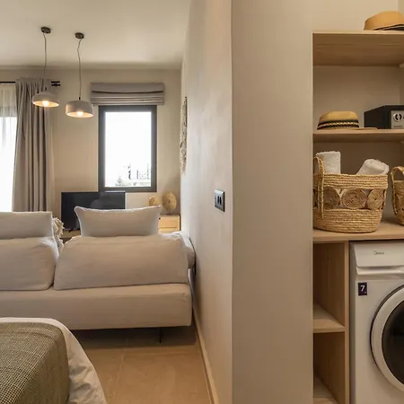 Topos Apartment
